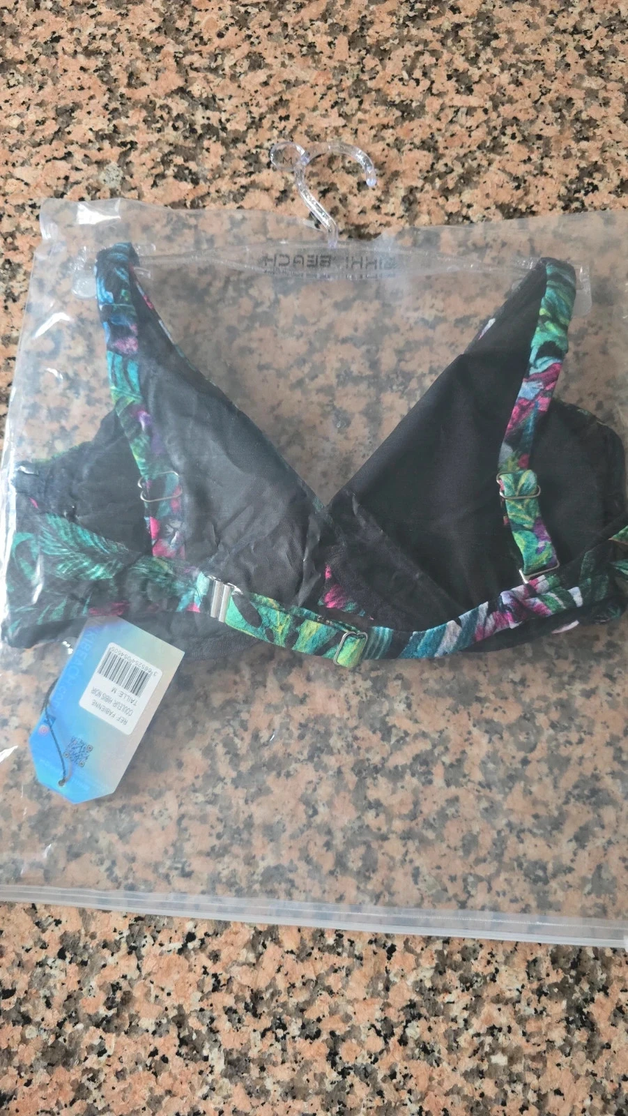Brand new size M swimsuit top – photo 2